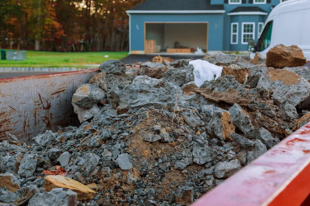 Sitt szállítás, konténer rendelés bontási törmelékhez, pontos határidőre